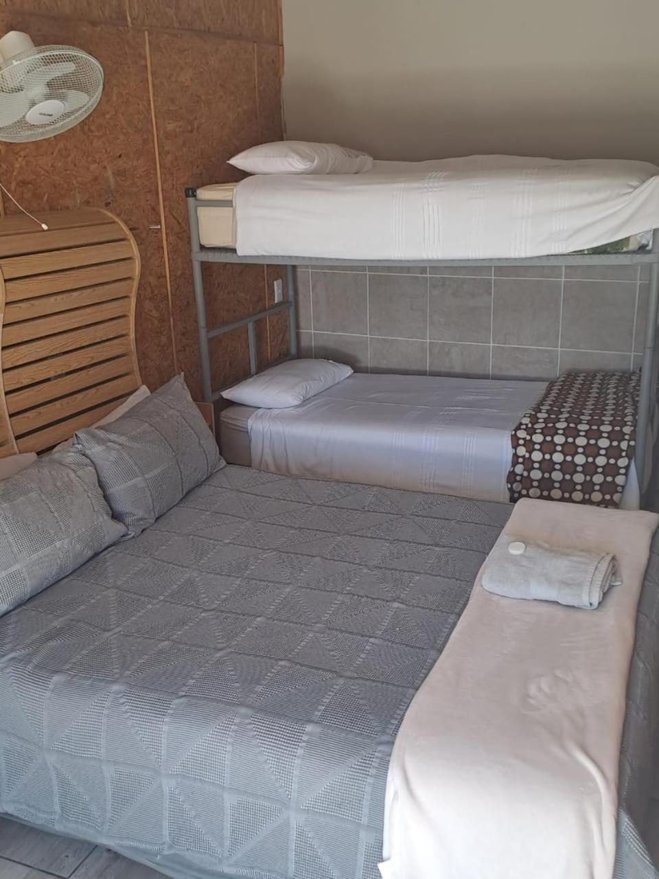 Bed and Breakfast Breaking Dawn Noupoort Экстерьер фото