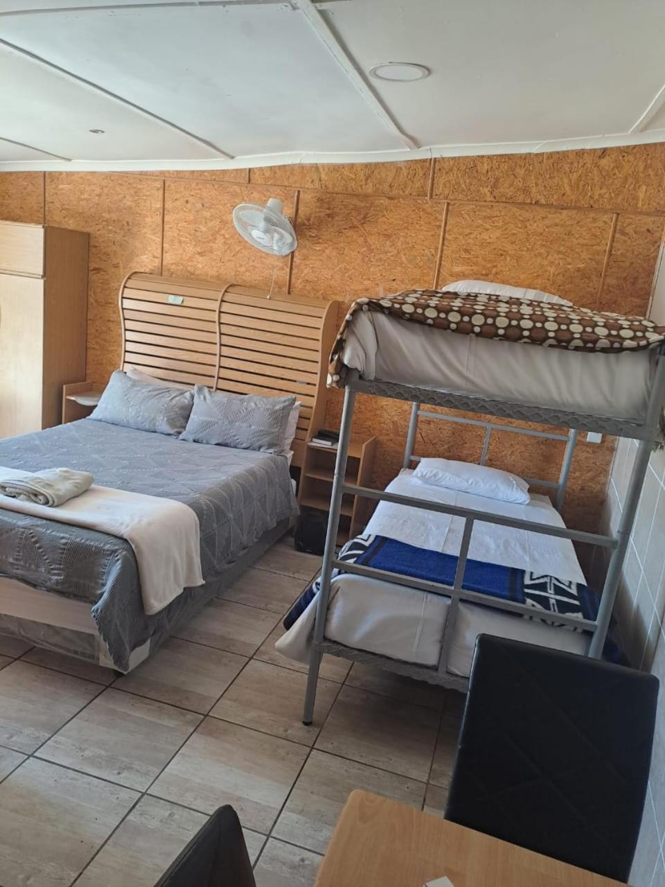 Bed and Breakfast Breaking Dawn Noupoort Экстерьер фото